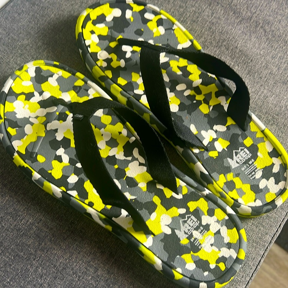 Brand new flip flops